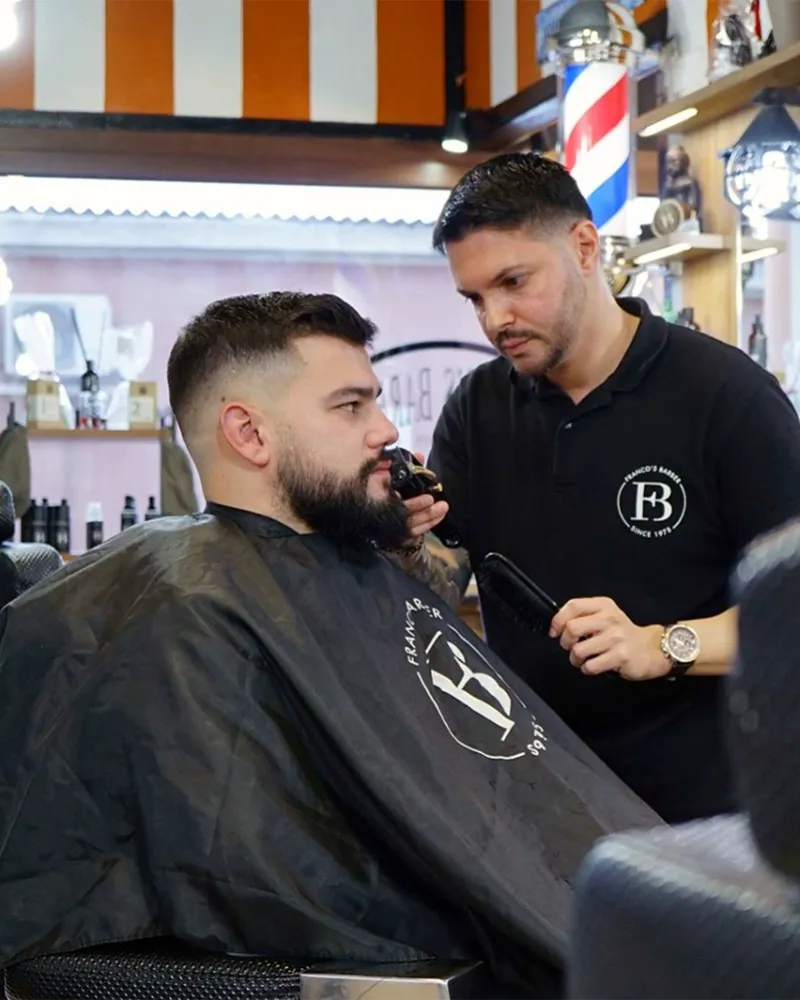 Immagine-chi-siamo-Franco's-Barber